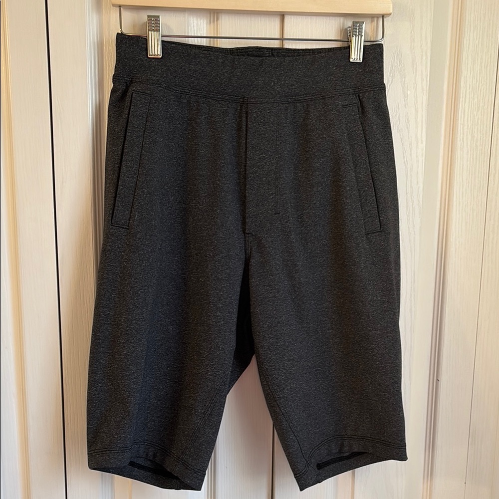 Men’s Lululemon Shorts. Grey. Size Small